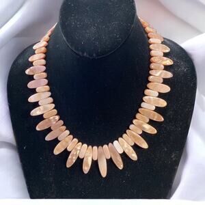 Stunning Mother of Pearl MOP Shell Bib Style Necklace Handmade/Beaded